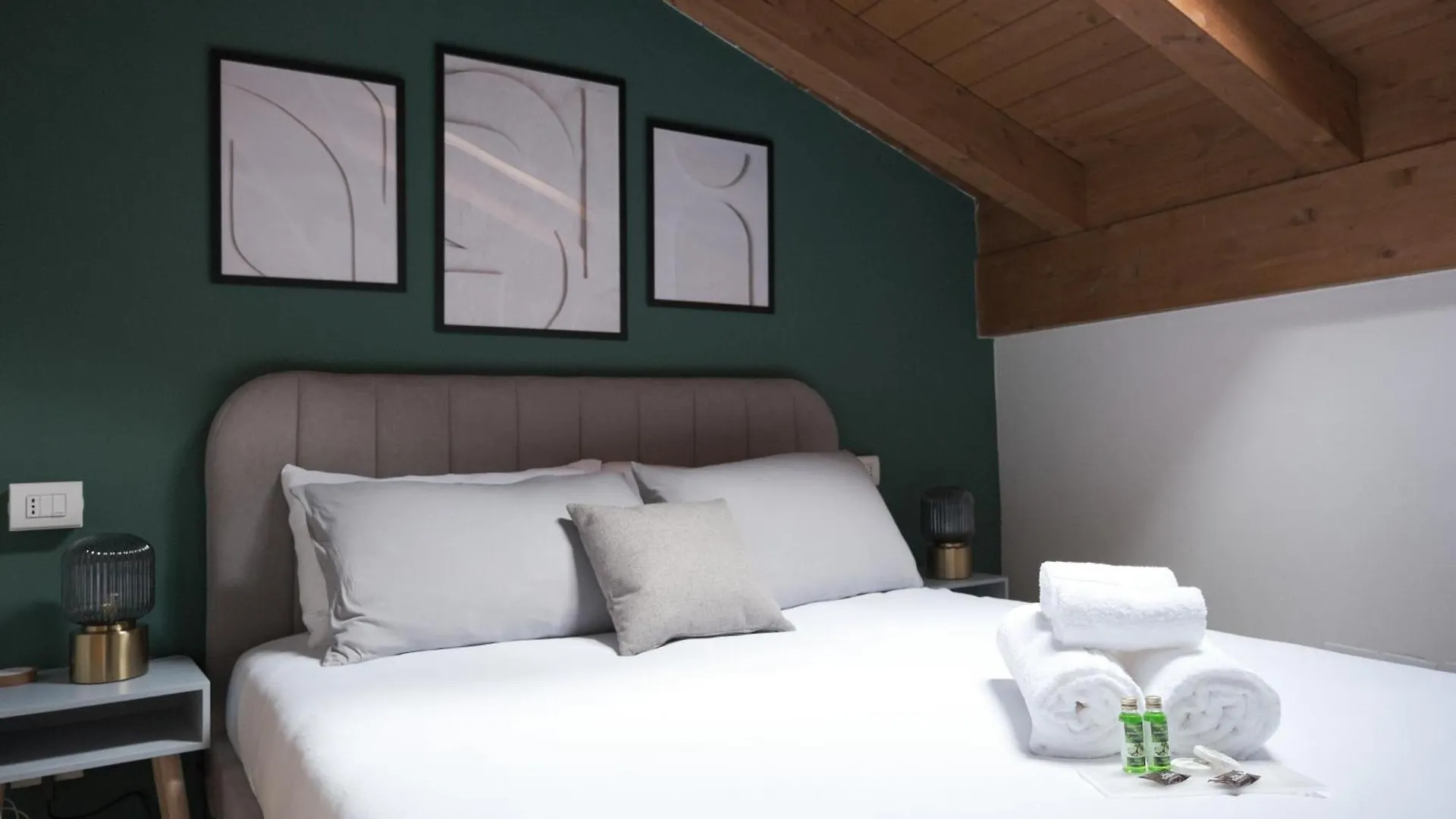 Appartamento Charmescape Oldtown - 6 Min Walk To Berninaexpress Tirano
